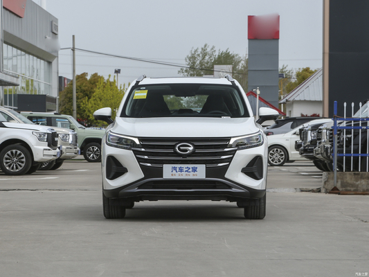가시 Gs4 2023 Fwd 1.5t 177hp L4 5 좌석 버전 Of Trumpchi Gs4 가솔린 자동차