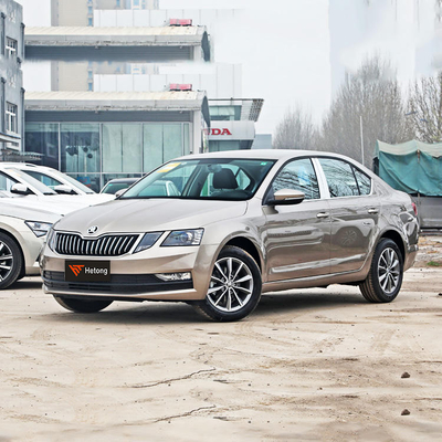 스코다 카로크 OCTAVIA 2 3 A7 가솔린 차량 중고차 가솔린 자동차 2021 2022 2023 2024