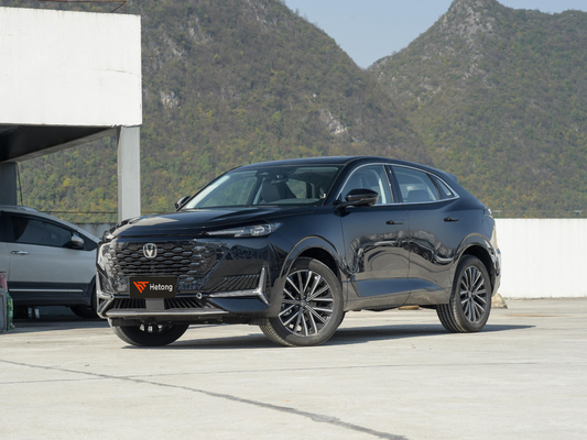 130km NEDC 마일리지 차간 유니-K 가솔린 SUV 2024 모델 1845kg 구두 무게 2.0T 엔진