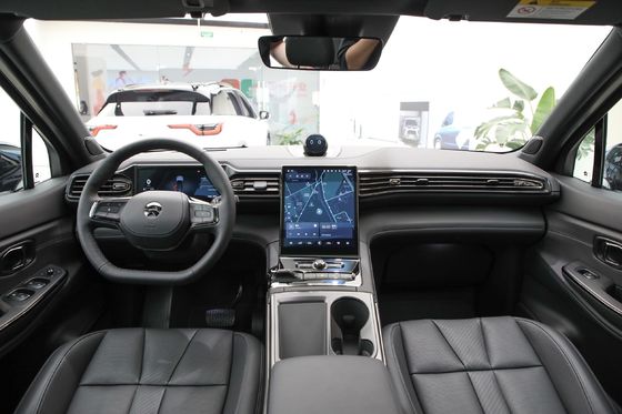 - Nio EV SUV 5 좌석 전기 자동차 900km 마일리지와 80% 빠른 충전 용량