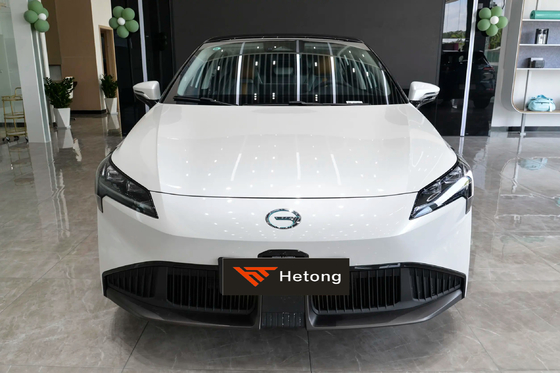 4500x1842x1746mm 크기와 610km 마일리지 2023 Gac Aion S 순수한 내구력 컴팩트 자동차