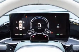 4500x1842x1746mm 크기와 610km 마일리지 2023 Gac Aion S 순수한 내구력 컴팩트 자동차
