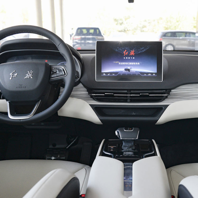 100kW의 홍치 E-Qm5 전기 택시 2023 플러스, 431km 배터리 교체 및 4륜 엔조