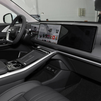 맞춤형 2024 스마트 XPeng G9 EV 전기 자동차 500 KM 장거리