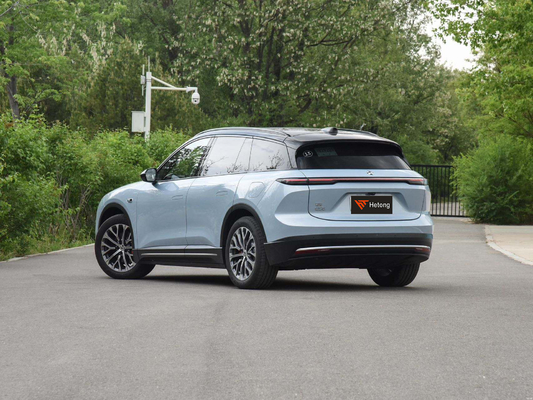 2024 NIO ES6 4WD 순수 전기 SUV 625km 범위와 고급 인테리어 기술