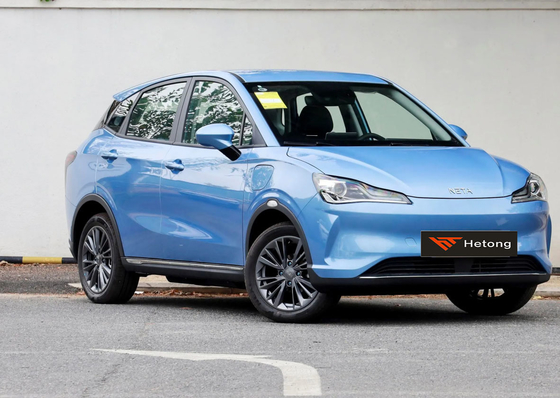 2022 Neta V 300 라이트 4륜 전기 차량 5 좌석 최대 120kW의 전력
