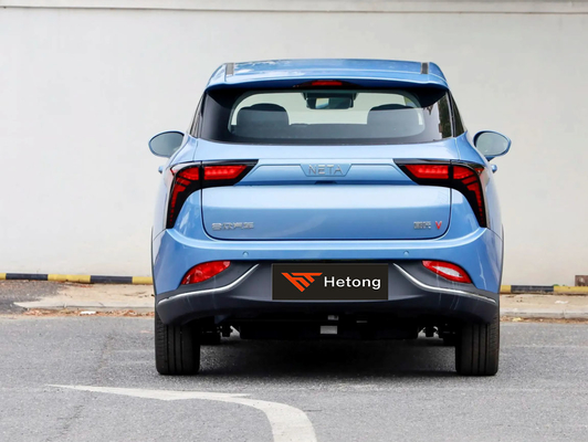 2022 Neta V 300 라이트 4륜 전기 차량 5 좌석 최대 120kW의 전력