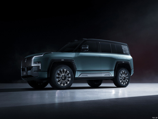 2024 BYD 양광 U8 확장 범위 전기차 빨간색/나색 또는 기타